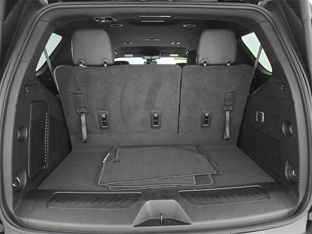 used 2024 GMC Yukon car, priced at $56,571