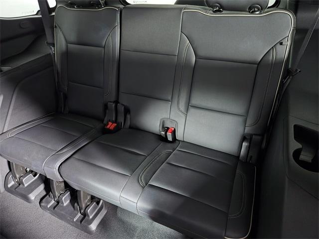 used 2024 GMC Yukon car, priced at $56,571