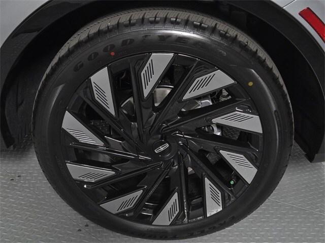 new 2025 Lincoln Nautilus car, priced at $59,549