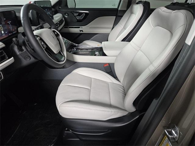 new 2025 Lincoln Aviator car, priced at $60,500
