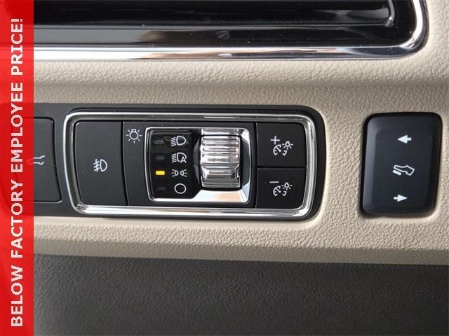 new 2024 Lincoln Navigator L car, priced at $91,391