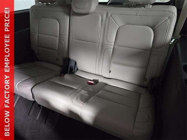 new 2024 Lincoln Navigator L car, priced at $91,391