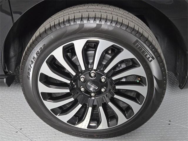 new 2024 Lincoln Navigator L car, priced at $105,890