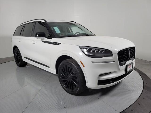 new 2024 Lincoln Aviator car, priced at $70,290