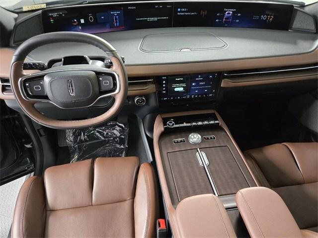 new 2025 Lincoln Navigator L car, priced at $109,480