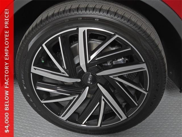 new 2025 Lincoln Aviator car, priced at $71,043