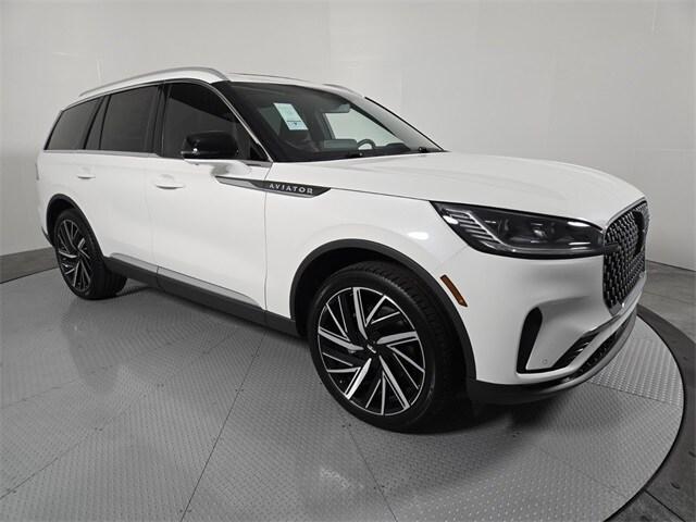 new 2025 Lincoln Aviator car, priced at $75,829