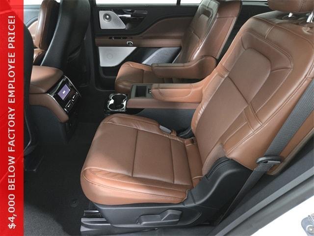 new 2025 Lincoln Aviator car, priced at $70,933