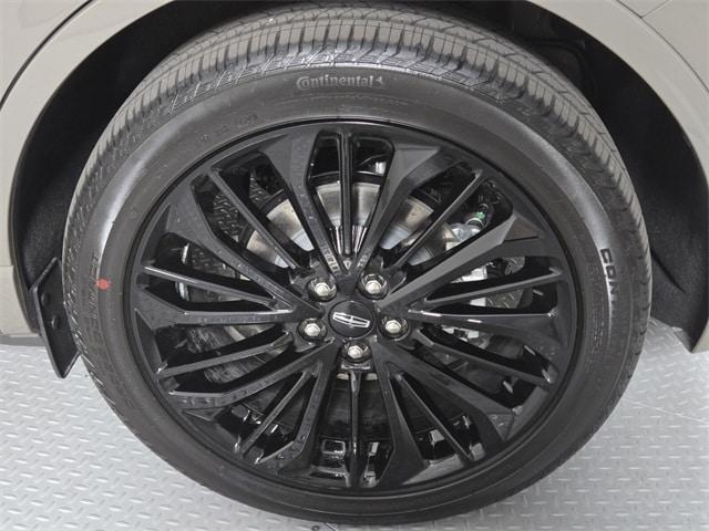 new 2025 Lincoln Corsair car, priced at $56,056