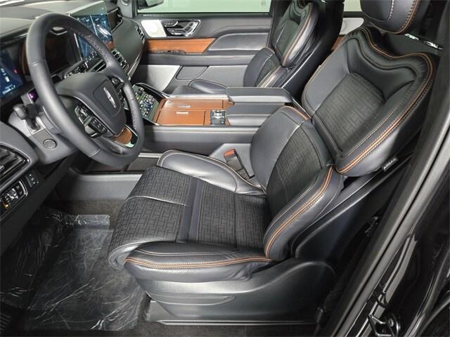 new 2024 Lincoln Navigator L car, priced at $105,890