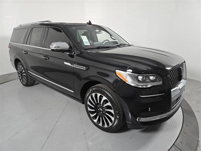 new 2024 Lincoln Navigator L car, priced at $105,890