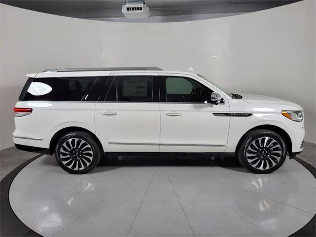 new 2024 Lincoln Navigator L car, priced at $119,040