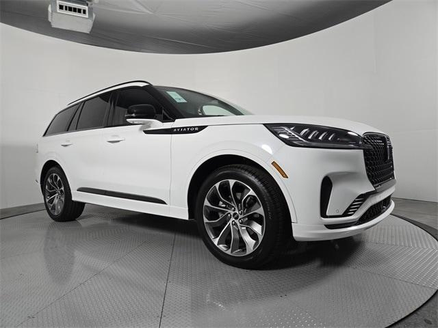 new 2025 Lincoln Aviator car, priced at $65,030