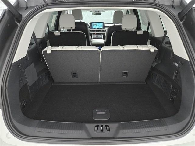 new 2025 Lincoln Aviator car, priced at $65,030