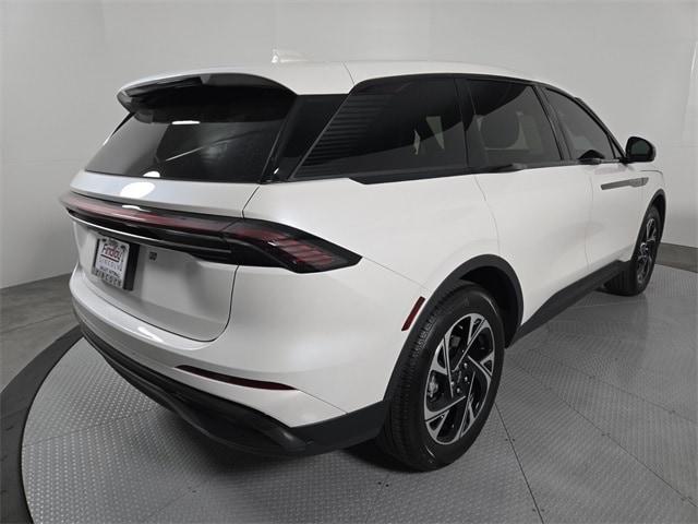 new 2025 Lincoln Nautilus car, priced at $58,100