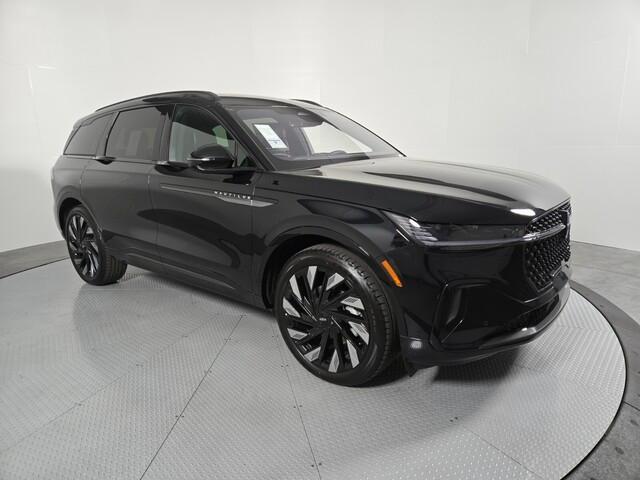new 2025 Lincoln Nautilus car, priced at $60,706