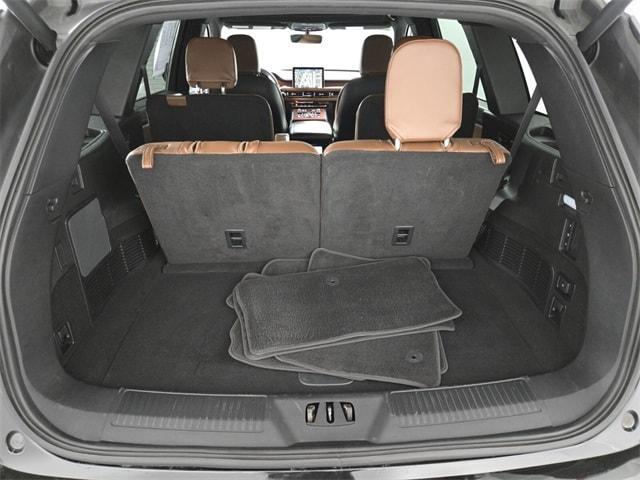 used 2022 Lincoln Aviator car, priced at $44,284