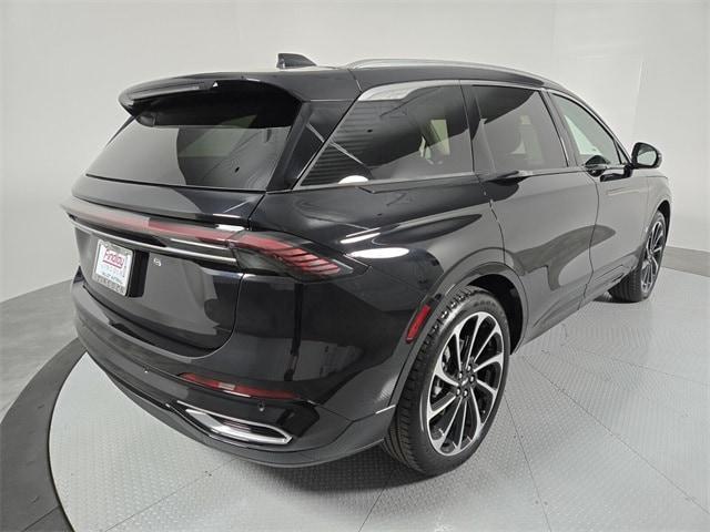 new 2025 Lincoln Nautilus car, priced at $70,322
