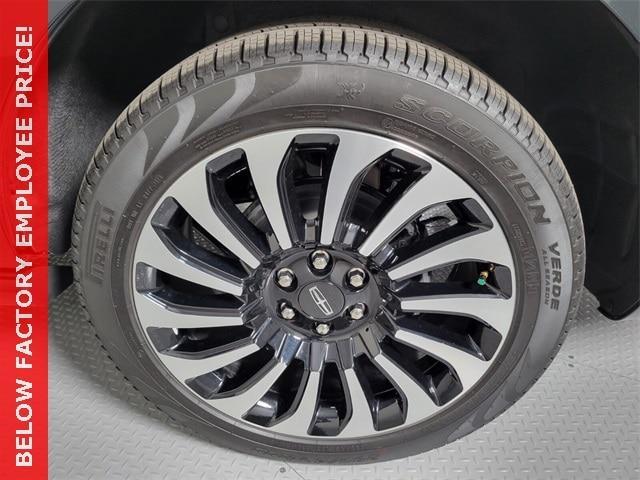new 2024 Lincoln Navigator car, priced at $104,927