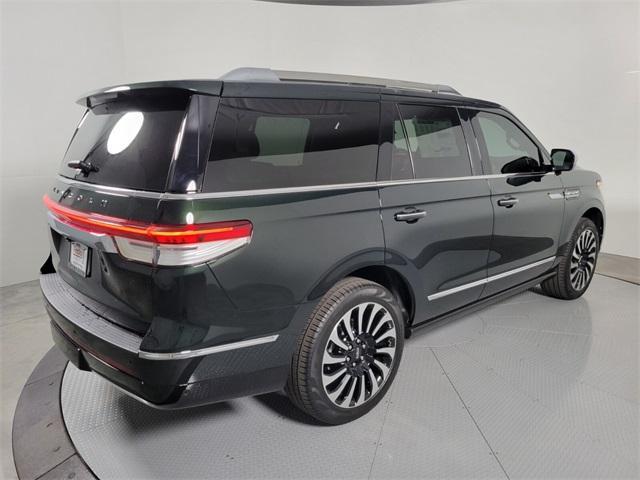 new 2024 Lincoln Navigator car, priced at $106,195