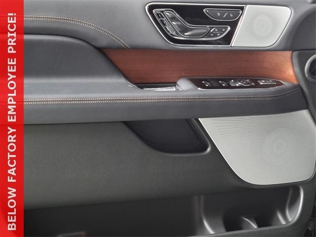 new 2024 Lincoln Navigator car, priced at $104,927