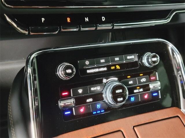 new 2024 Lincoln Navigator car, priced at $103,995