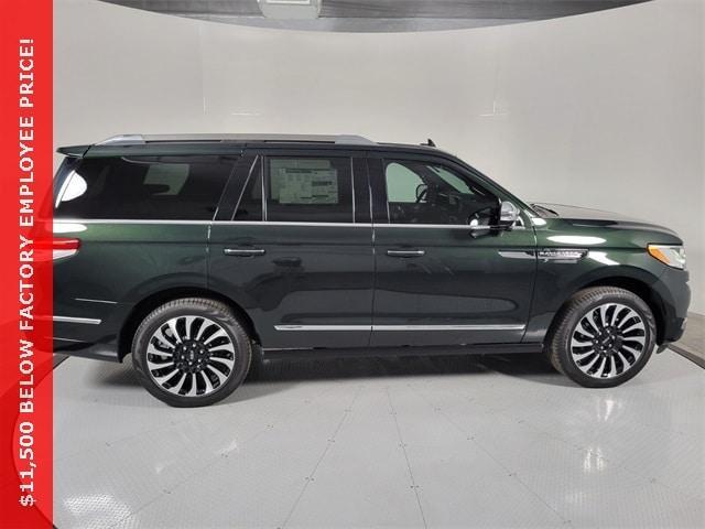 new 2024 Lincoln Navigator car, priced at $97,427