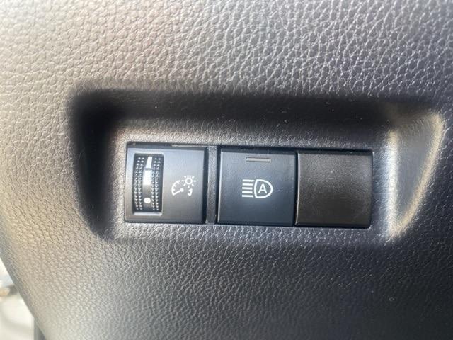 used 2021 Toyota RAV4 car, priced at $22,374