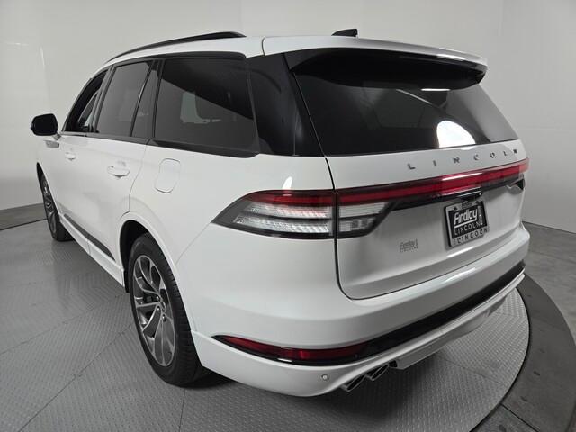 new 2025 Lincoln Aviator car, priced at $67,618