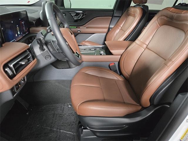 new 2025 Lincoln Aviator car, priced at $73,030