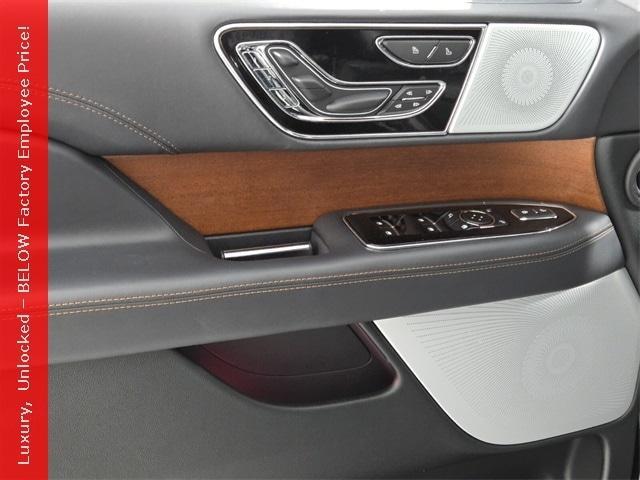 new 2024 Lincoln Navigator L car, priced at $103,153