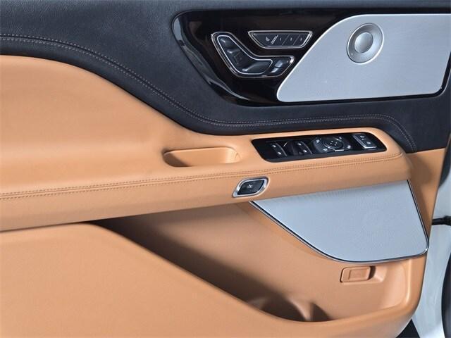 new 2025 Lincoln Aviator car, priced at $87,003