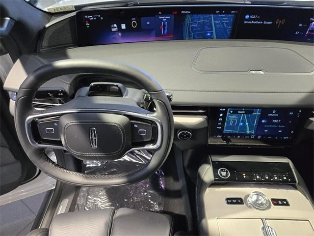 new 2025 Lincoln Navigator L car, priced at $110,075