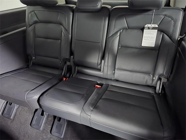 new 2025 Lincoln Navigator L car, priced at $105,930