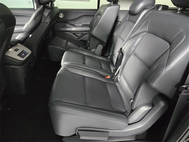 new 2025 Lincoln Navigator L car, priced at $105,930