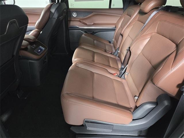 new 2025 Lincoln Navigator L car, priced at $106,925