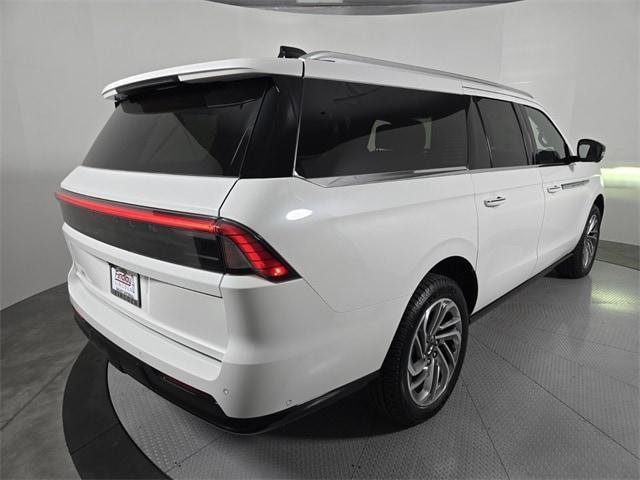 new 2025 Lincoln Navigator L car, priced at $106,925