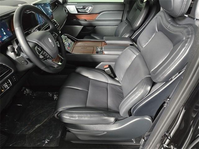 new 2024 Lincoln Navigator L car, priced at $100,551