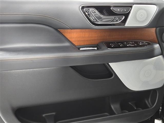 new 2024 Lincoln Navigator L car, priced at $105,764