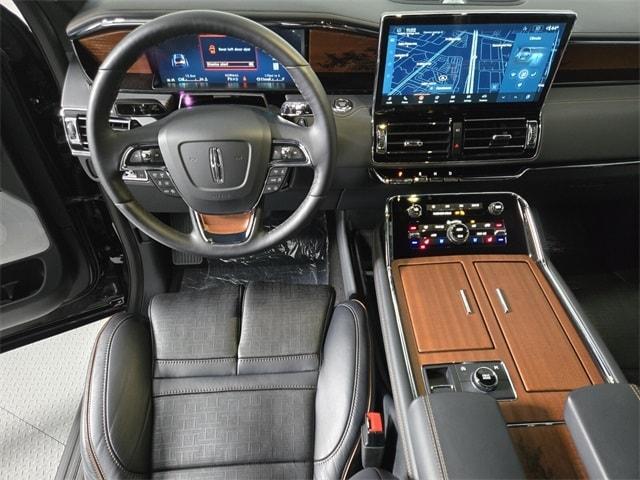 new 2024 Lincoln Navigator L car, priced at $105,764