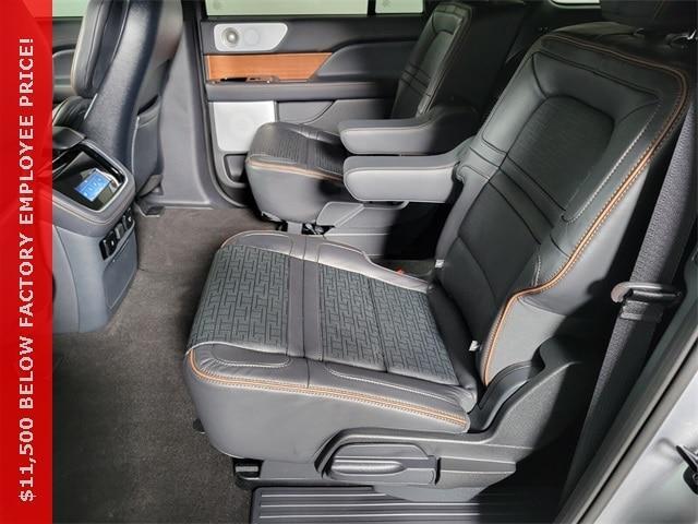 new 2024 Lincoln Navigator L car, priced at $107,669