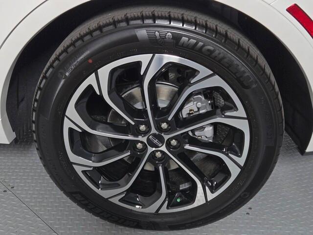 new 2025 Lincoln Nautilus car, priced at $58,816