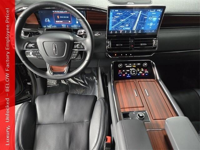 new 2024 Lincoln Navigator L car, priced at $89,337