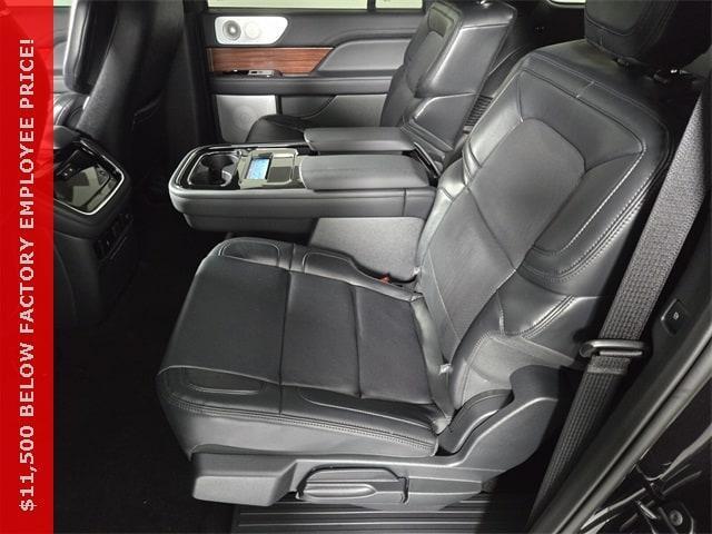new 2024 Lincoln Navigator L car, priced at $89,337
