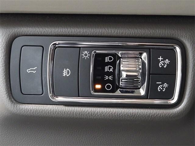 used 2020 Lincoln Aviator car, priced at $37,984