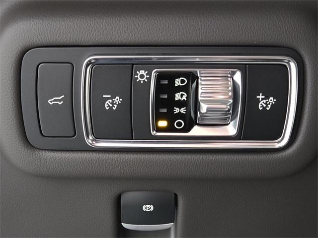 new 2025 Lincoln Nautilus car, priced at $76,395
