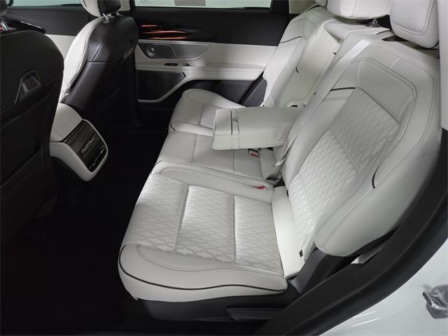 new 2025 Lincoln Nautilus car, priced at $76,395