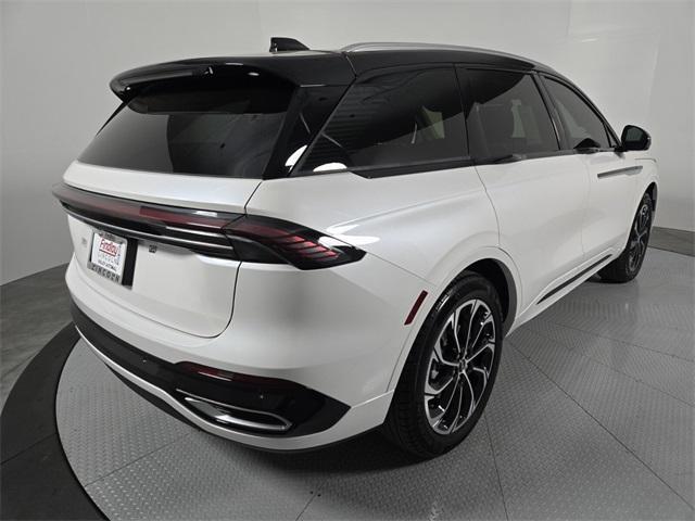 new 2025 Lincoln Nautilus car, priced at $64,455