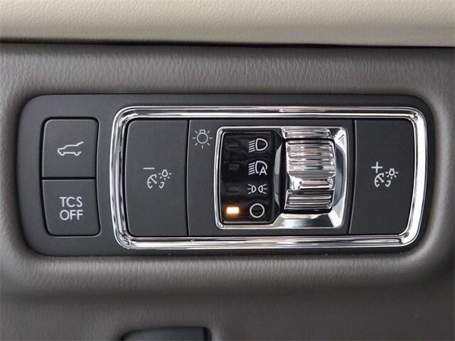 used 2022 Lincoln Nautilus car, priced at $35,984