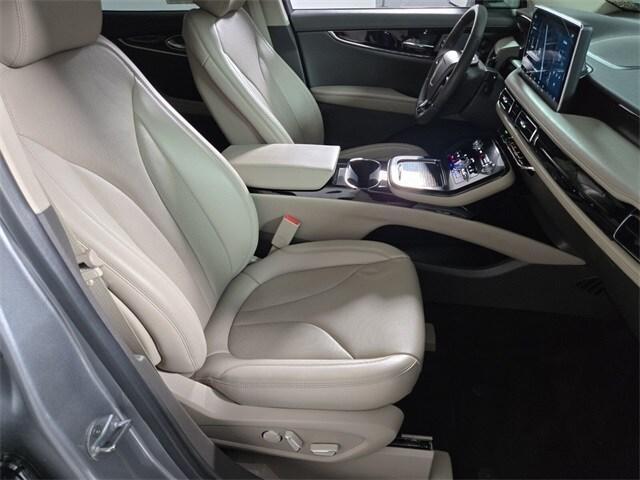 used 2022 Lincoln Nautilus car, priced at $35,984